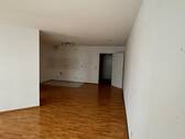 Wohnzimmer 2.jpg - 2 Zimmer Etagenwohnung zur Miete in Hamm