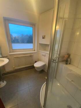Duschbad Ansicht 2 - 