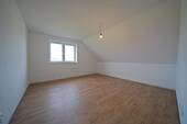 Schlafzimmer - Etagenwohnung mit 90,00 m&sup2; in Uplengen / Neudorf zur Miete