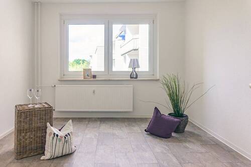 Schlafzimmer Vergleichswohnung - 4 Zimmer Etagenwohnung zur Miete in Chemnitz