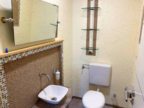 WC - 