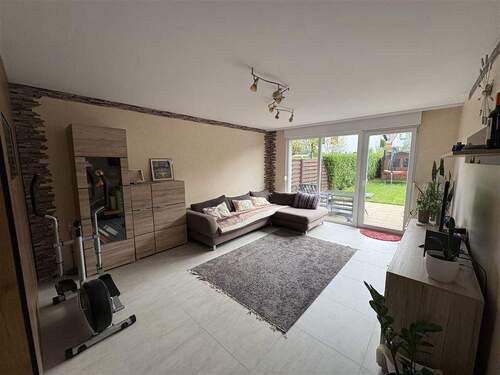 Wohnbereich - 5 Zimmer Reihenmittelhaus in Solingen