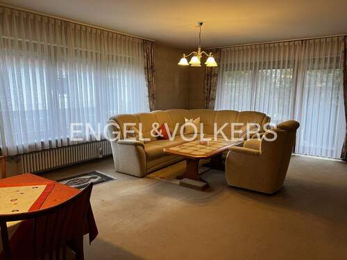 Wohnzimmer - 2 Zimmer Einfamilienhaus zum Kaufen in Dusslingen