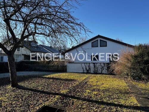 Großzügiger Garten - 