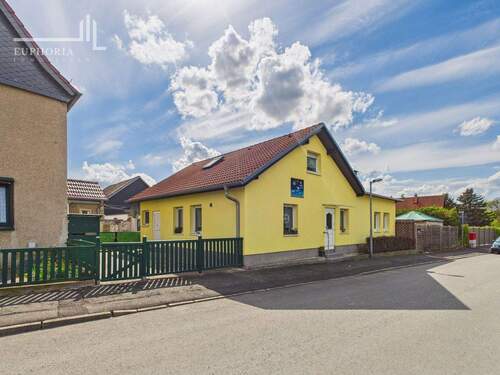 Freistehendes Haus - 