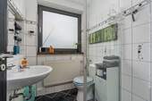 Bad mit Dusche 3,14 m² - 