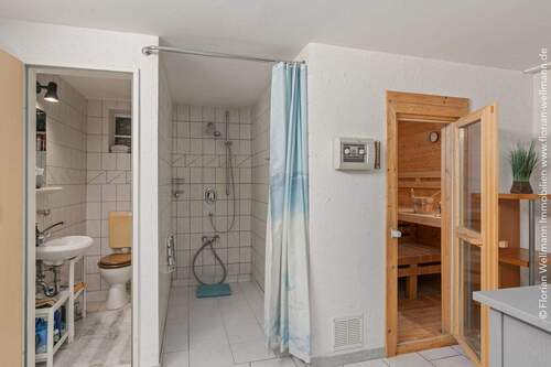 Keller Sauna 3,88 m² mit angrenzender DU und WC 1,46 m² - 