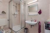 Souterrain Bad mit DU 2,80 m² - 