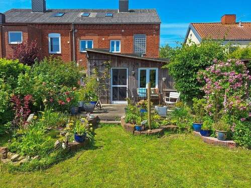 Gartenansicht - 5 Zimmer Einfamilienhaus in Tönning