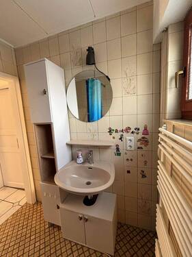 Gäste-WC mit Dusche - 