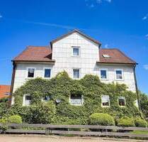 Attraktives Zweifamilienhaus in zentraler Lage von Oberkaufungen
