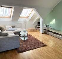 Schickes Nest! Bezugsfreie ETW - Dachloggia - Parkett - Tageslichtbad - Übernahme EBK & Möbel mgl. - Leipzig Möckern