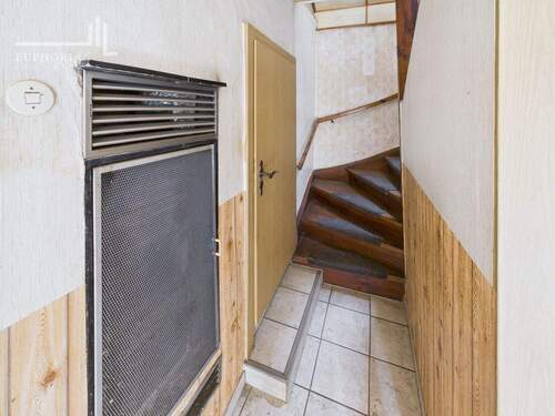 Aufgang zum Obergeschoss - 