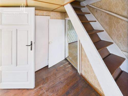 Aufgang zum Dachboden - 