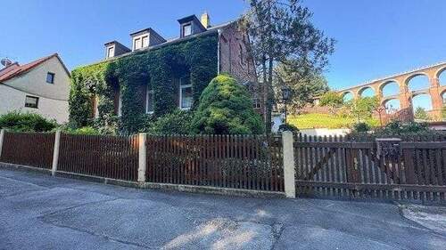 Frontansicht - 5 Zimmer Einfamilienhaus zum Kaufen in Netzschkau