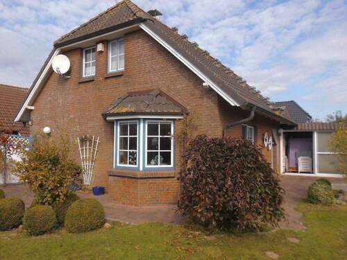 Hausansicht - 3 Zimmer Mehrfamilienhaus, Wohnhaus zum Kaufen in Friedrichskoog