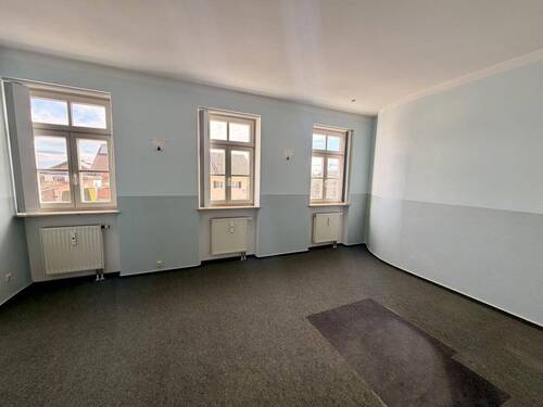 RAUM 3 - 