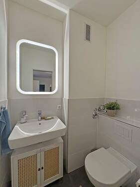 Gäste-WC - 3 Zimmer Etagenwohnung in Hamburg