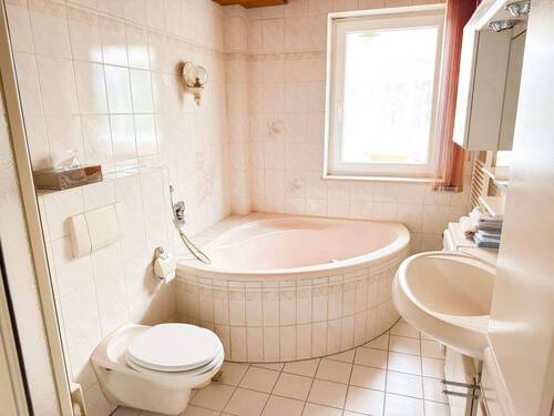 image00018.jpeg - 
