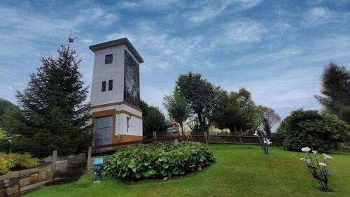 Gartenansicht mit eigenem Türmchen - 