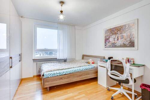 Schlafzimmer - 3 Zimmer Etagenwohnung in Unterhaching