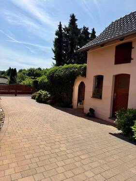 Hofeinfahrt - 