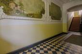 Treppenhaus - 6 Zimmer Etagenwohnung zum Kaufen in Berlin
