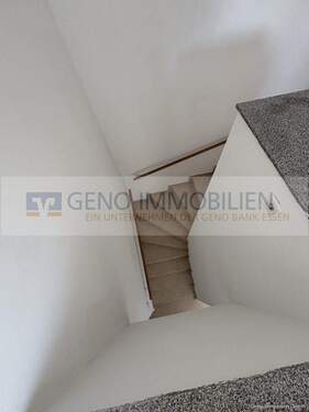 Detail Treppenhaus - 6 Zimmer Einfamilienhaus in Mülheim an der Ruhr / Styrum