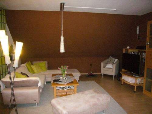 Wohnzimmer2 - 4 Zimmer Etagenwohnung in Forchheim