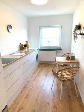 Bild 2 - 3 Zimmer Etagenwohnung zum Kaufen in Bodenheim