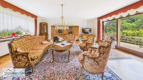 Wohnzimmer - 7 Zimmer Einfamilienhaus in Merzig-Fitten