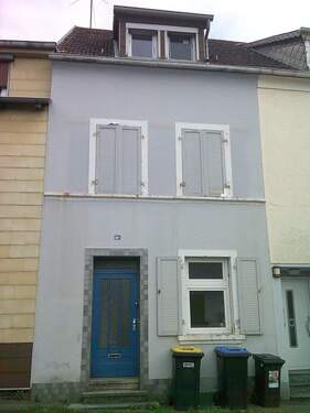 DSCF0028.JPG - Renovierungsbedürftiges Reihenmittelhaus in Ottweiler zu verkaufen!