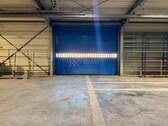Tor/Zufahrt - ca. 240 m² Lager in Ramstein zu vermieten
