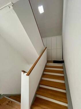 Treppe zum DG - 