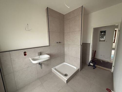 Bad - 2 Zimmer Etagenwohnung in Nürnberg