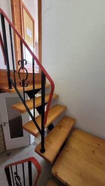 Treppe zum Untergeschoss - 