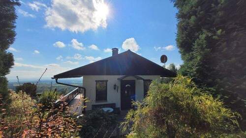 Ansicht Giebelseite/Hauseingang - 