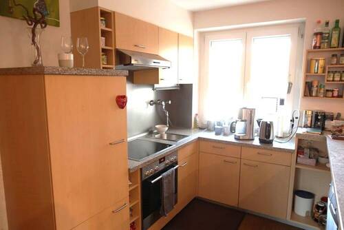 Offene Küche Haus A - 1 Zimmer Mehrfamilienhaus, Wohnhaus in Zaisenhausen