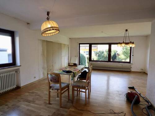 Wohn- und Esszimmer - 