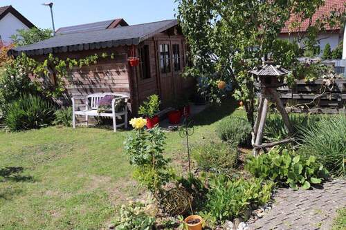 Einladende Holzhütte - 