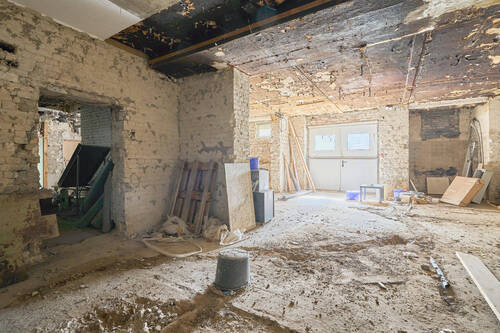 Bis zu ca. 3m Deckenhöhe - 