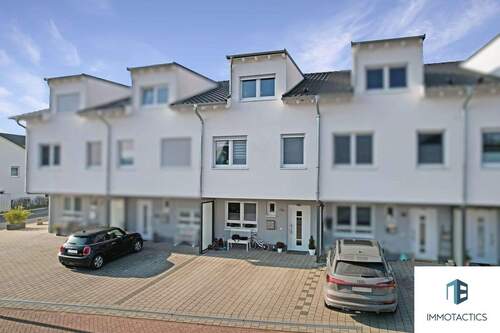 Außenansicht - Modernes Reihenmittelhaus mit großzügiger Wohnfläche in optimaler Lage - Energieeffizienzklasse A+