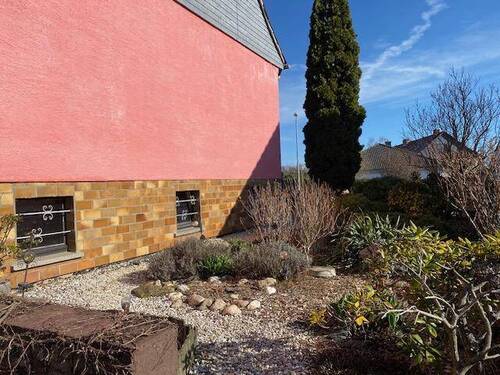 Grundstück hinterm Haus - 