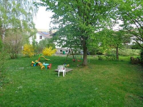 Garten - 4 Zimmer Etagenwohnung zur Miete in Niefern-Öschelbronn