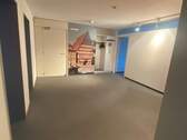Diele Blick zum Eingang.jpeg - 4 Zimmer Büro zur Miete in Hildesheim