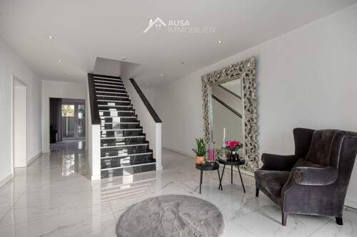 Diele - Mehrfamilienhaus, Wohnhaus mit 245,00 m&sup2; in Melle zum Kaufen