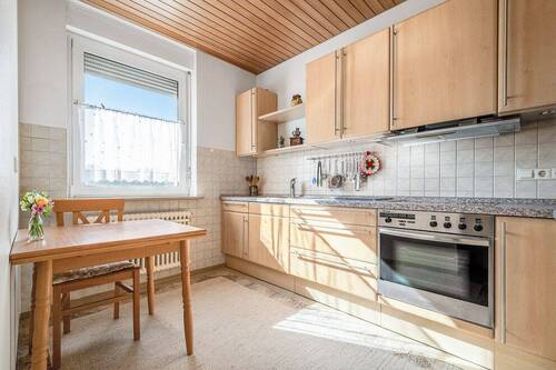 3 Küchen mit Fenster - 