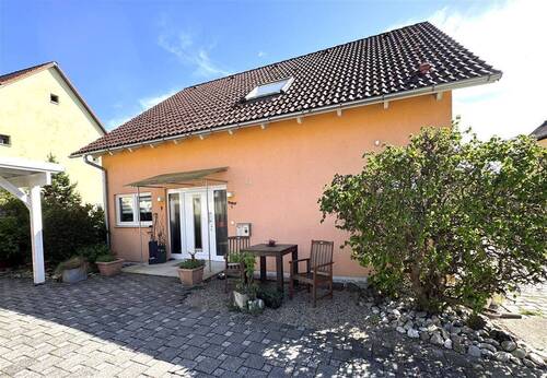 Ansicht Norden Hauseingang - 3 Zimmer Einfamilienhaus in Ansbach