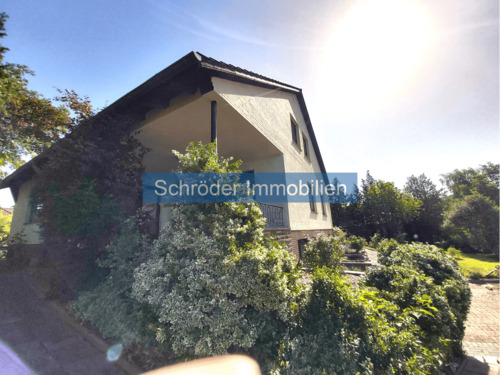 Titelbild - Wohnen mit Weitblick - Charmantes Einfamilienhaus in idyllischer Hanglage von Kakerbeck