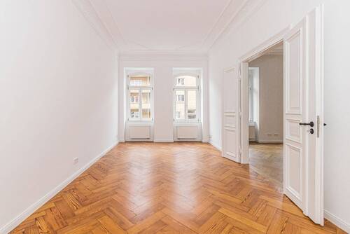 Schlafzimmer 1 - 4 Zimmer Etagenwohnung in Leipzig